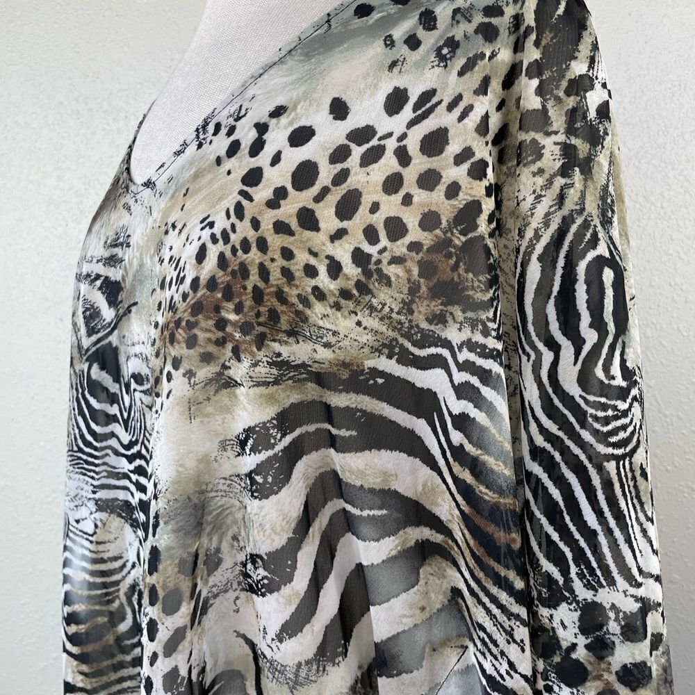 NWT Allison Taylor Sheer Animal Print Poncho Style Top Size M - Picture 5 of 9